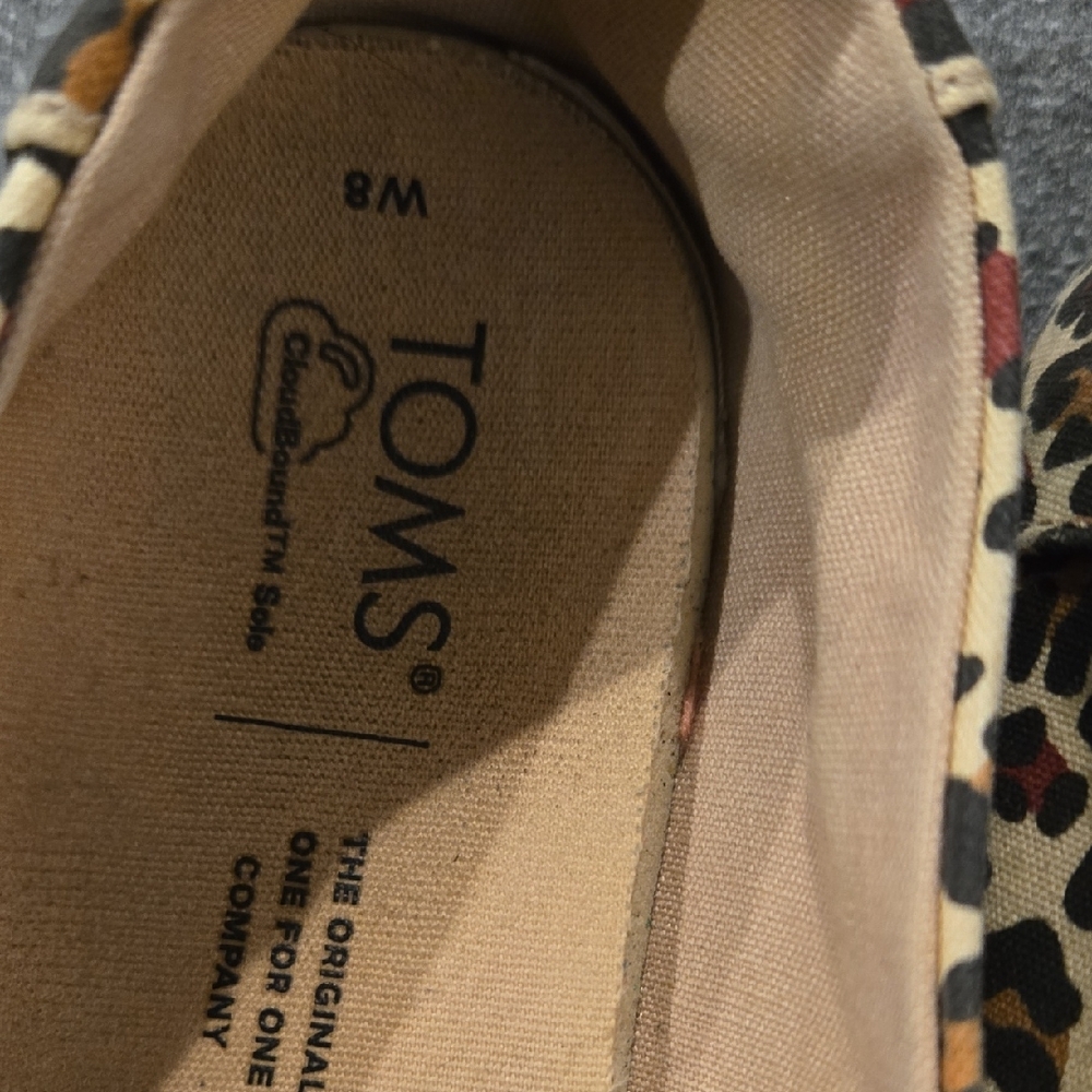 Toms Brown and Black Flats Leopard Print - Picture 2 of 5